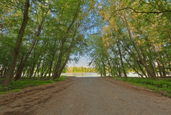 Edwards-Ferry-boat-ramp-Nicholas-Raymond