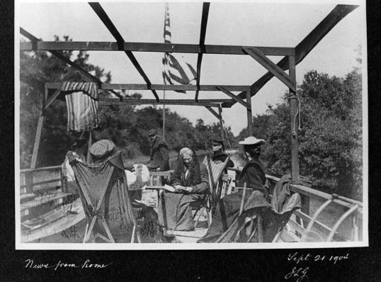 A 1904 cruise on the canal.