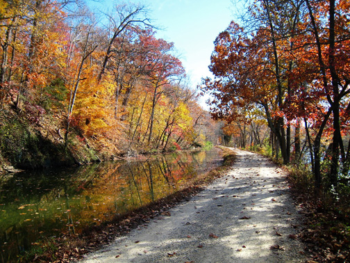 Autumn on the Towpath at Mile Post 20 - Keld Wichmann Moeller