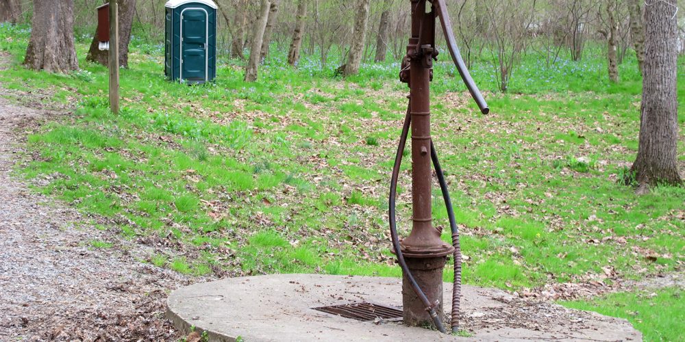 Cumberland-Valley-Campsite-hand-pump-Bud-and-Dell-Cline