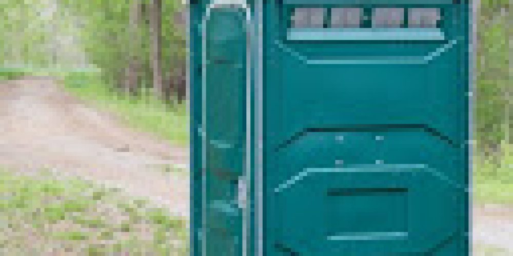 Killiansburg-Cave-Campsite-restroom-Jon-Howard