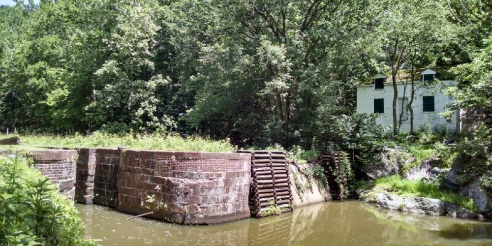 Lock-16-William-James