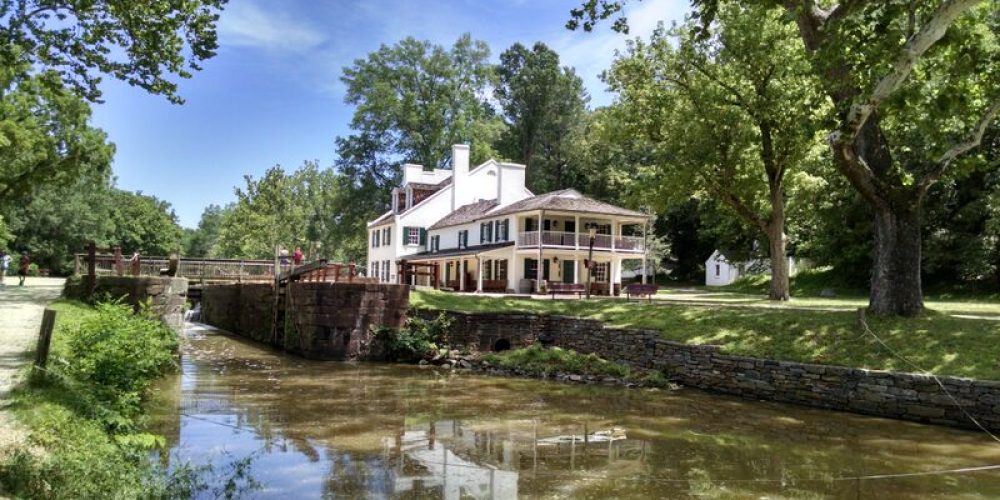 Lock-20-and-Great-Falls-Tavern-William-James