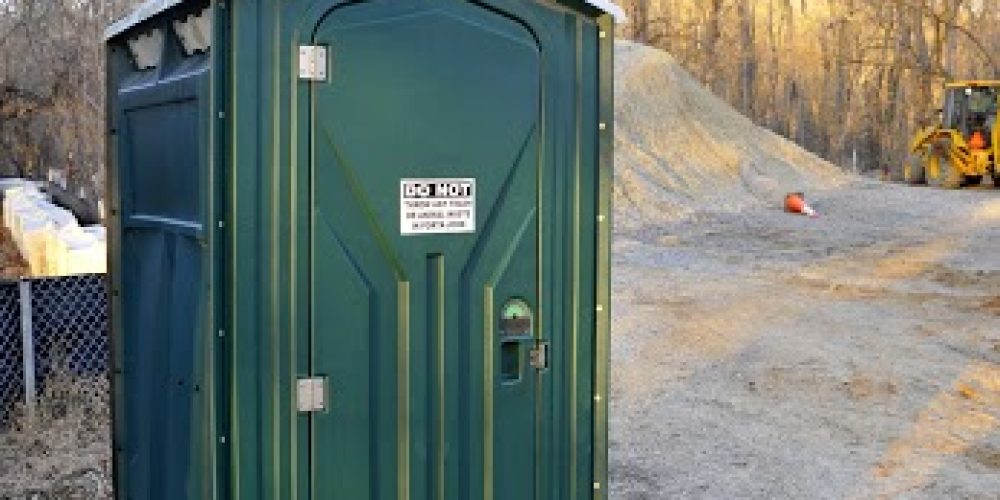 Lock-23-restroom-Tom-Kimbis
