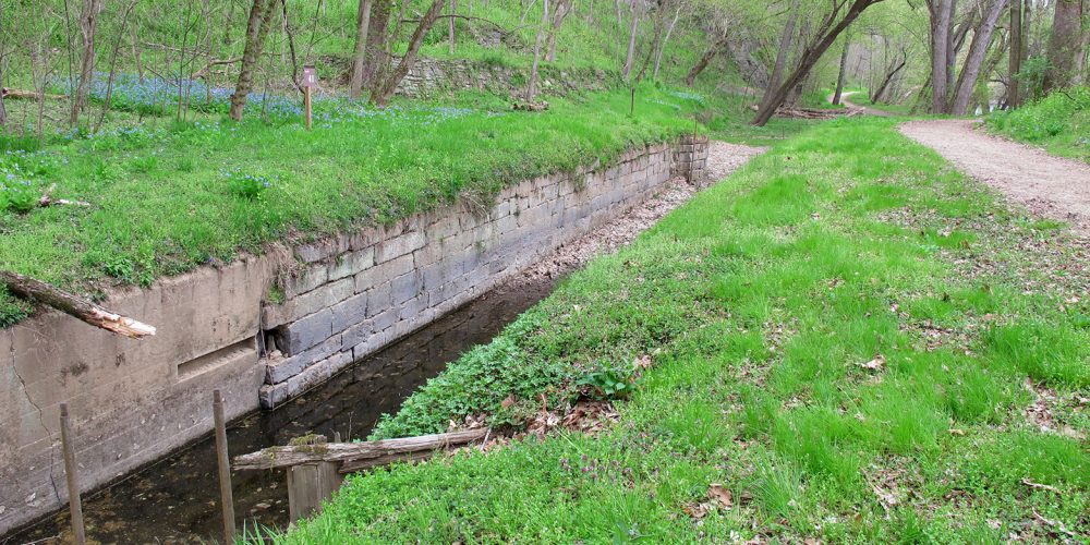 Lock-41-Bud-and-Dell-Cline