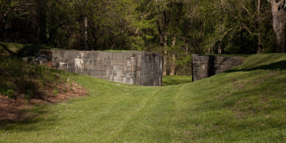 Lock-51-Juli-Haulman