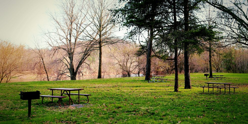 McCoys-Ferry-picnic-tables-MJ-Clingan-Photography