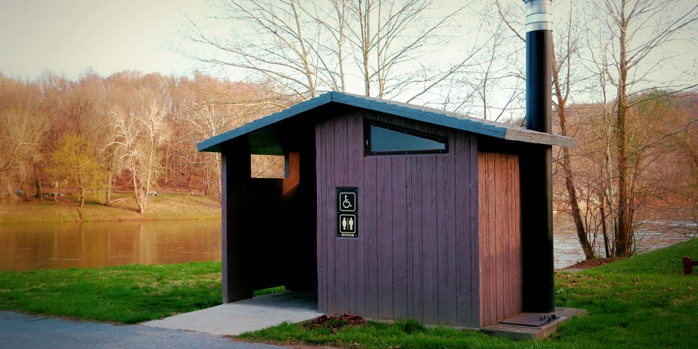 McCoys-Ferry-restrooms-MJ-Clingan-Photography