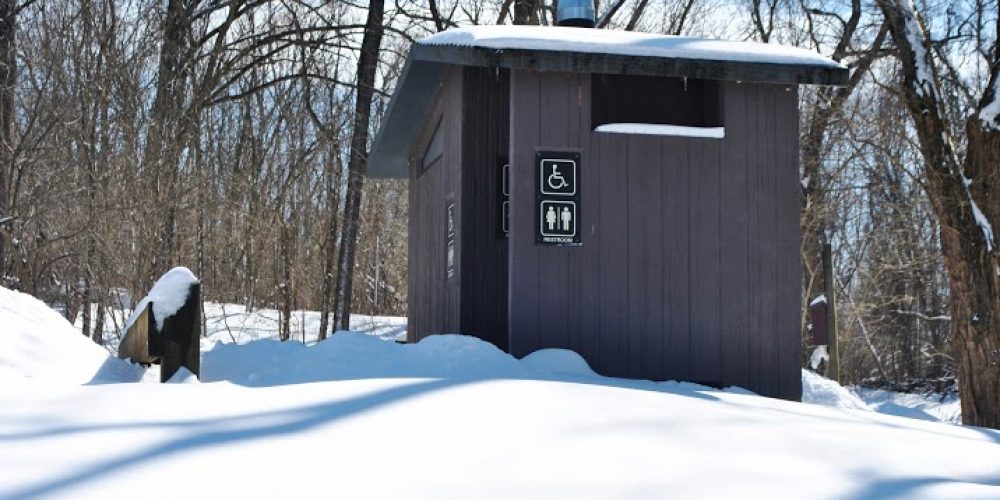 Monocacy-Aqueduct-bathroom-snow-by-Katie-Stansbery