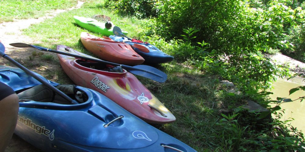 Violettes-Lock-canoe-and-kayak-ramp-Lucy-Uncu